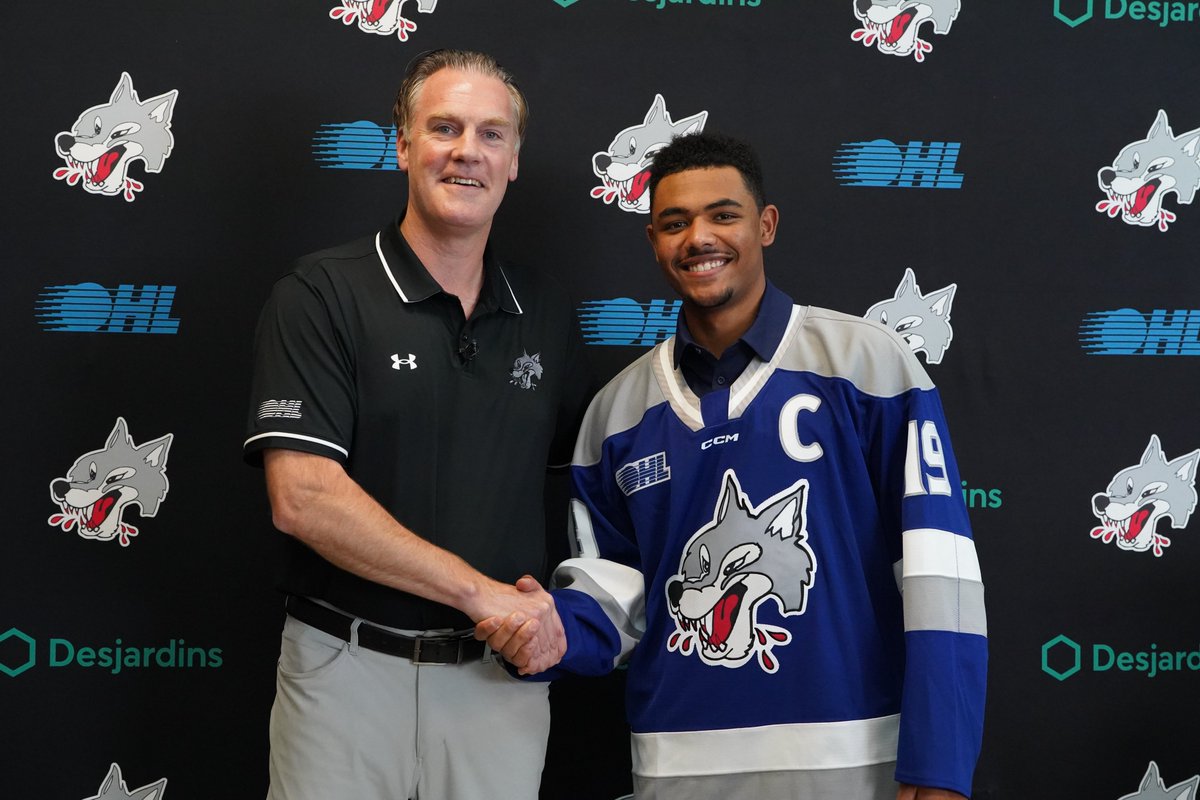 Wolves name Donovan McCoy as the 54th captain in franchise history. 🐺
Accompanied by Kocha Delic, Alex Pharand, Nick DeAngelis, and Quentin Musty.
#HOWLYEAH
📰: chl.ca/ohl-wolves/art…