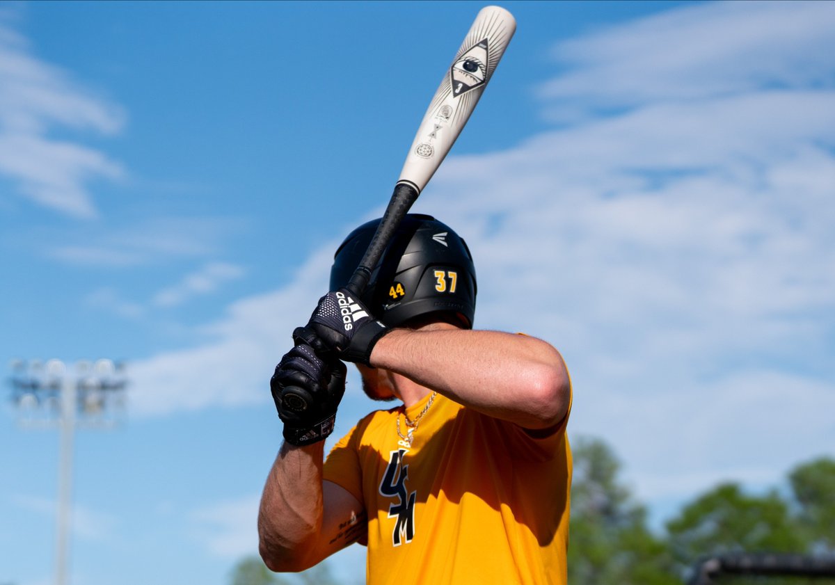 EastonBaseball's tweet image. All smiles now that college baseball is back in full swing 😊 

#TeamEaston