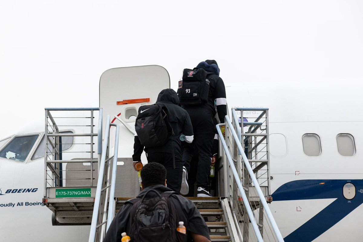 AztecFB's tweet photo. Michigan bound 🛫

@AlaskaAir https://t.co/SeK6gE6ACr