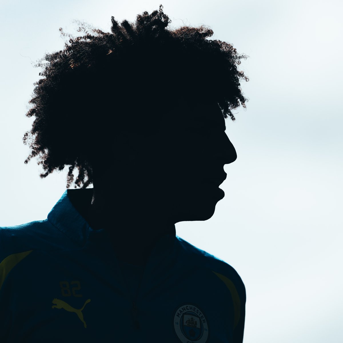 ManCity's tweet photo. Guess who⁉️ https://t.co/H9vTX7p8s4