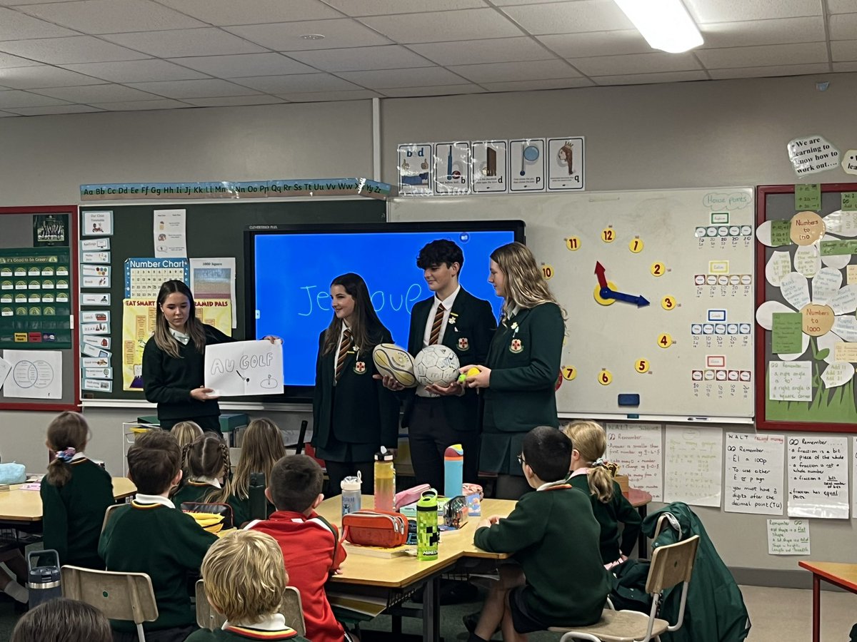 fslmfl's tweet photo. Year 13 linguists paid a visit to Friends’ Prep yesterday morning to introduce the pupils to some basic French and Spanish vocabulary. Well done to all involved! 👩‍🏫 https://t.co/38giwG5x9L