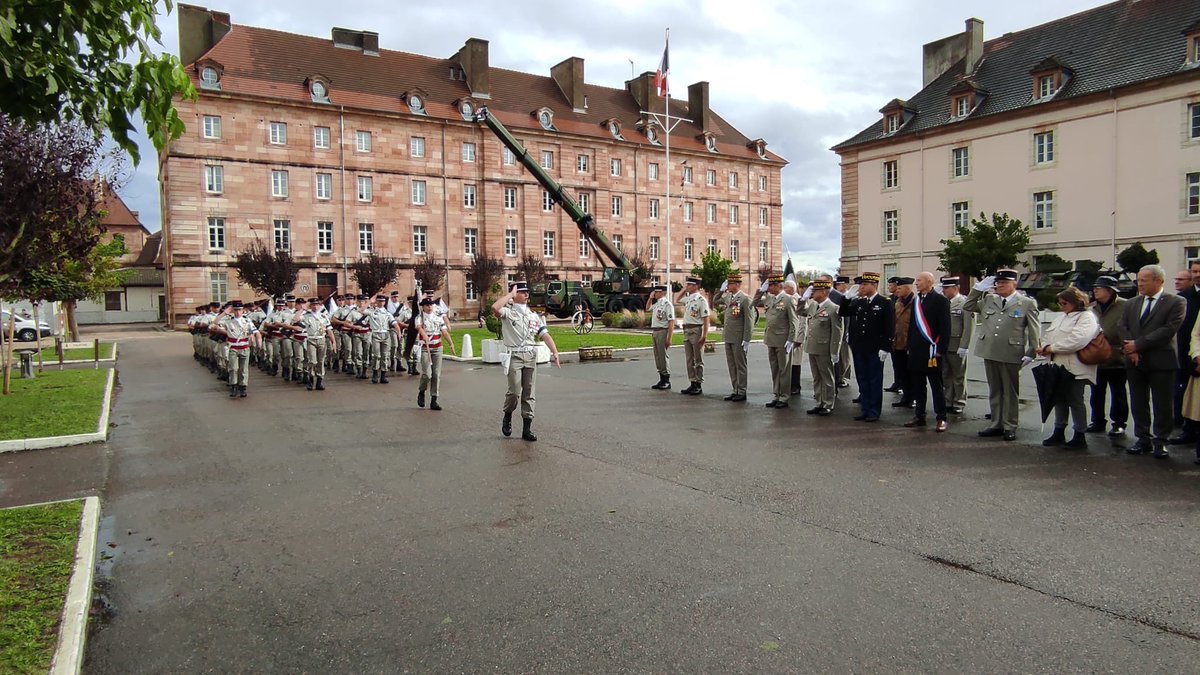 511eRTofficiel's tweet image. Le 511eRT célébrait ce jour son 80e anniversaire. 
Une journée jalonnée par un dépôt de gerbe au monument aux morts du régiment, la cérémonie des 80 ans ainsi qu’un repas de corps. 

 #BrigadeLOG #511eRT  #régimentdebourgogne #passetoujours  #CALT #Bourgogne #armeezne