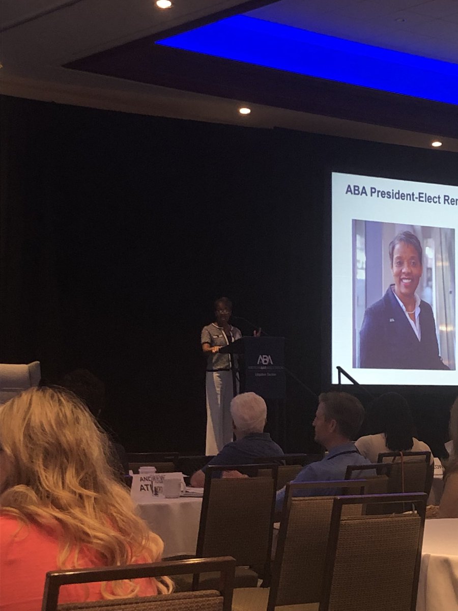 PGVanceII's tweet image. Kicking off the @ABALitigation Fall Leadership Meeting here in LaQuinta with remarks from @abapres_elect Michelle Behnke.