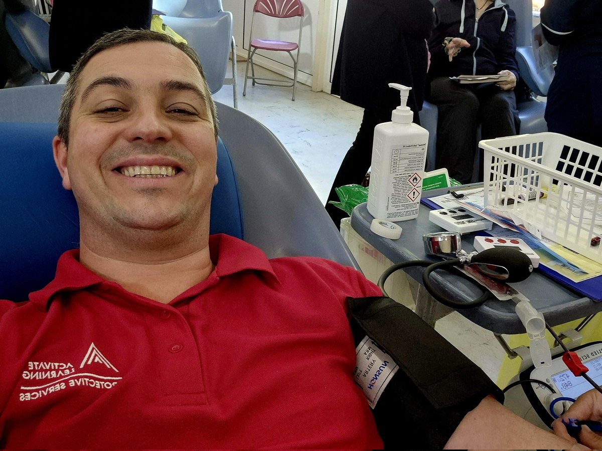 EllisD238's tweet photo. And that's my 59 baby I've been able to help. If you can, give blood 
#Oneg #neodonor #donor #blood #blooddonor #savealifegiveblood https://t.co/xpR7Fx4oIV