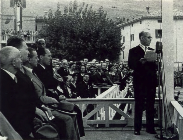 Camera dei deputati tweet media