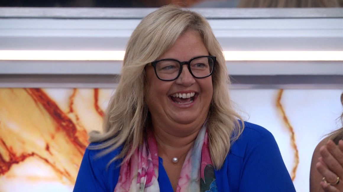 keeshasbirthday's tweet photo. Years from now, when someone brings up #BB26, the first person most people are going to think of is Angela Murray.

They’re gonna say “It’s the one with Angela.” or “Isn’t that the Angela season?”

She is the face of the season, and forever a Big Brother legend. 💙

#AngelaForAFP https://t.co/D7UOqo02sw