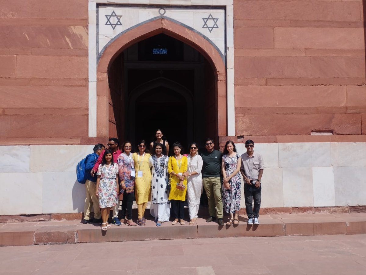 diaspora_india's tweet photo. Participants of #77KIP visited UNESCO world heritage site -  Humayun's Tomb in Delhi. They immersed themselves in the history &amp; architecture of this iconic Mughal monument. 
#IncredibleIndia #ArchitecturalHeritageofIndia
@VikramMisri https://t.co/PGeOEDxQba