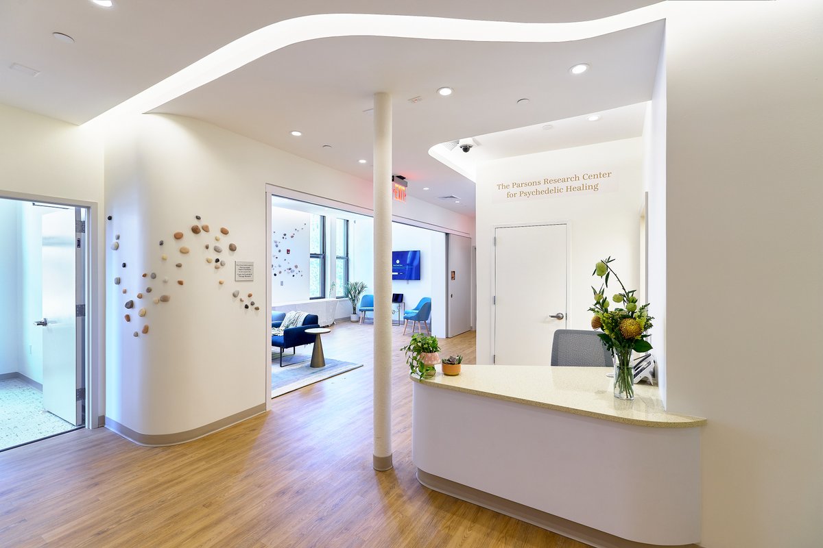 MSPsychedelics's tweet photo. We're thrilled to share that our beautiful new space is almost ready to welcome participants for our upcoming studies! At the heart of our work is the belief that set and setting are crucial to the psychedelic experience.
#PsychedelicResearch #SetAndSetting #MentalHealth https://t.co/q13ISSe2Gc