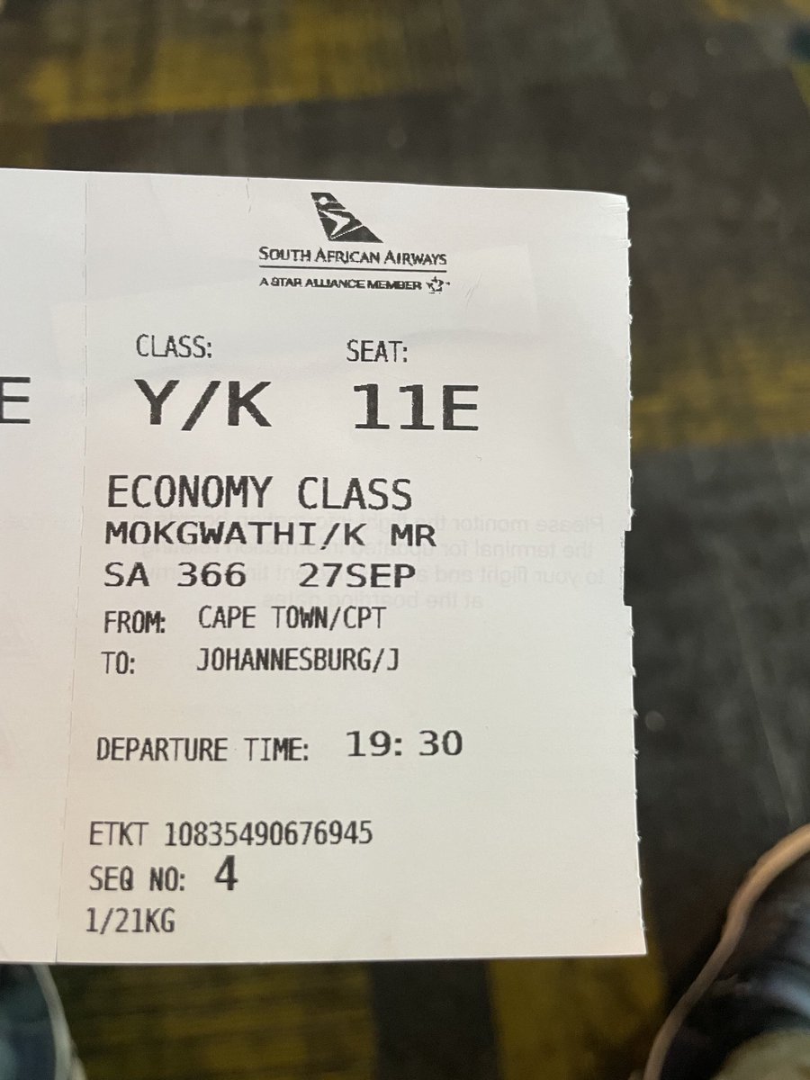 Kayfelow2's tweet photo. ⁦@flySAA_US⁩ One Day is One for Business Class😇😇😇 https://t.co/b9udzYvP9v