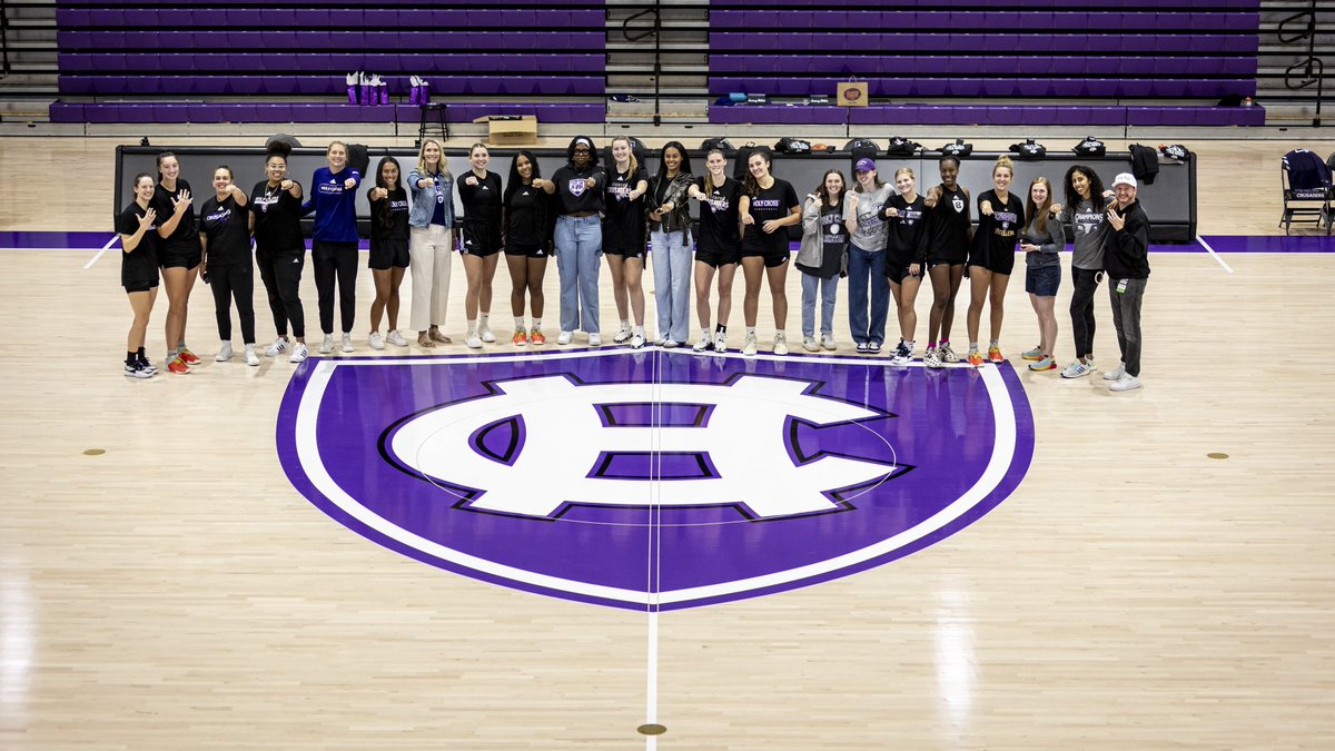 Holy Cross Women's Basketball tweet media