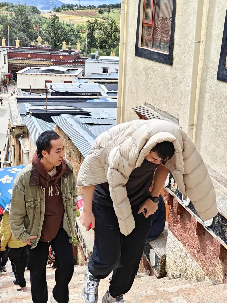 Saika lee tweet media