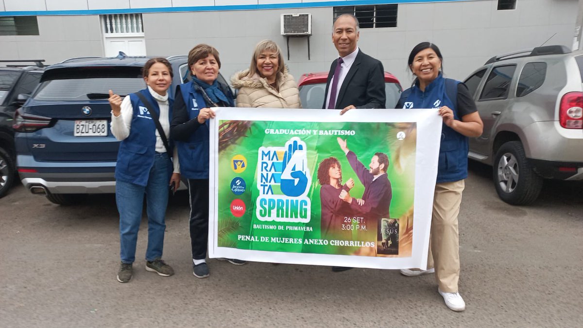 ¡Gracias Señor! 🙏 Ayer 10 internas del Penal de Mujeres en Chorrillos entregaron su vida a Dios después después de culminar el Curso Bíblico de Nuevo Tiempo “ Enseñanzas de Jesús” que fue impartido por representantes de #RadioNuevoTiempo y el apoyo de Ángeles de Esperanza. 😇