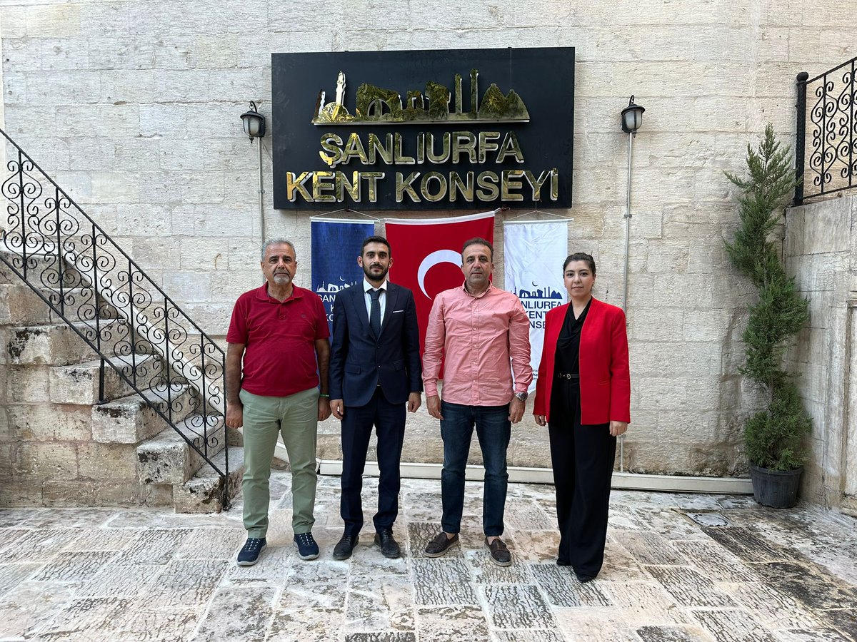 Ruh sağlığı ve bağımlılıkları araştırma eğitim derneği 
Psk. Şükrü Ütkün ve Psk.Fatma Ece Ateş bizleri ziyaret etti. Nazik ziyaretleri için teşekkür ederiz <a href="/Urbit63/">(Urbit) Urfa Bisiklet Topluluğu spor kulübü</a>