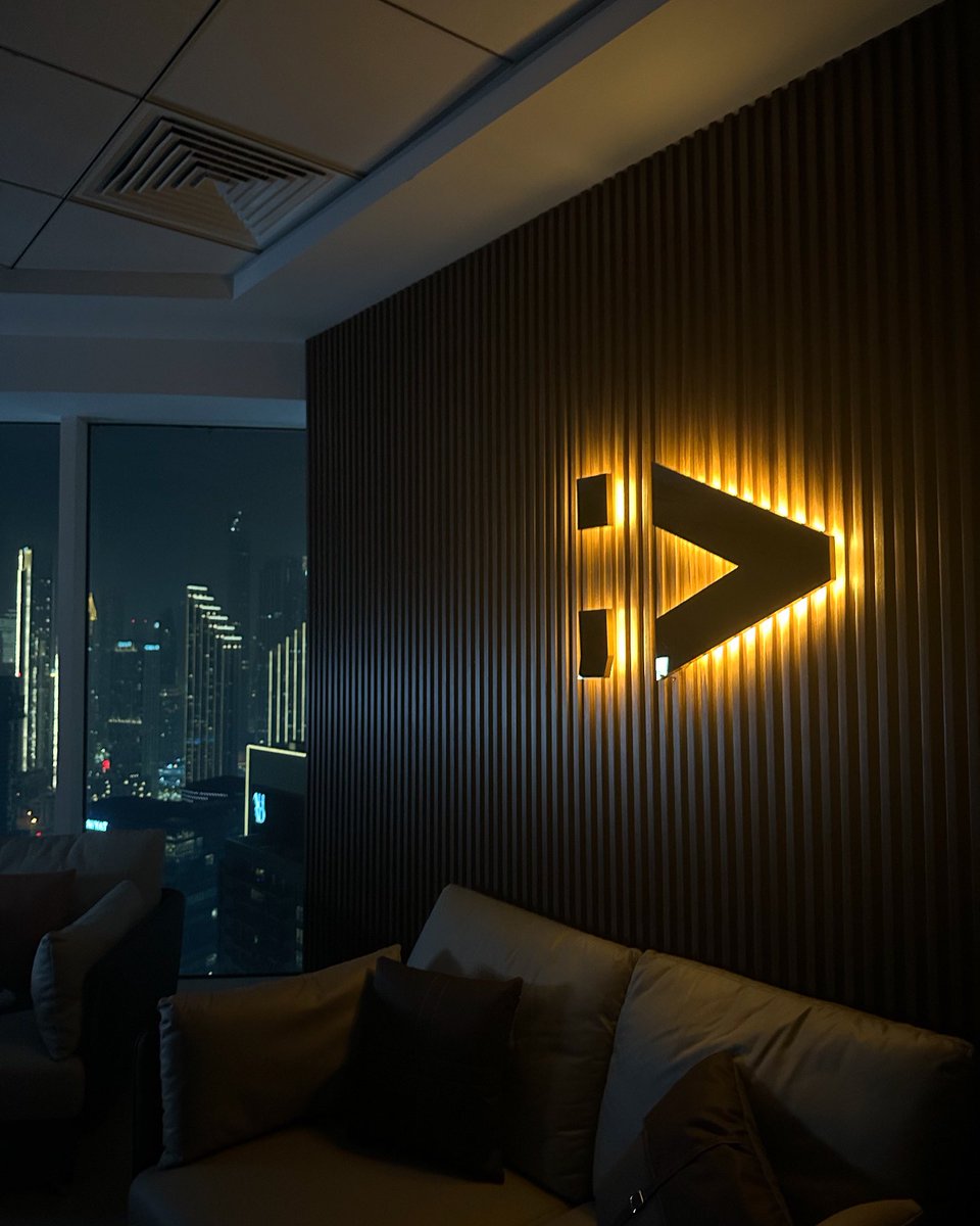 codegotech's tweet image. Codego team wishing you a good weekend ✨

 #codego #baas #cardissuing  #crypto #codegoemirates#dubai