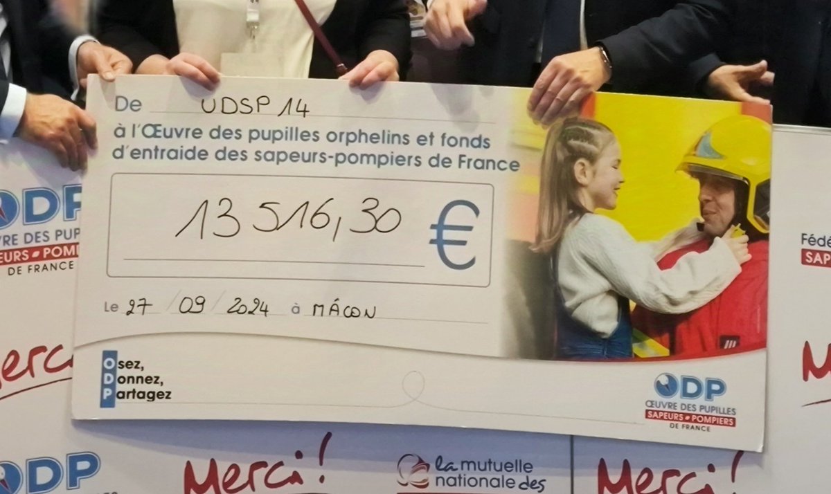 UDSP 14 (@udsp14) on Twitter photo #SOLIDARITE | Remise du chèque d'un montant de 13 516,30€ au profit de l'<a href="/OdpPompiers/">ODP Sapeurs-Pompiers de France</a> sur le stand <a href="/PompiersFR/">Pompiers de France</a> à l'occasion du <a href="/cnspf2024/">Congrès national des sapeurs-pompiers - Mâcon 2024</a>
<a href="/SDIS14/">SDIS 14</a> <a href="/Pompiers_Ouest/">GUDSO</a> - <a href="/CalvadosDep/">( parti sur Bluesky) Calvados Département🍏🌊</a> <a href="/Prefet14/">Préfet du Calvados</a> #SOLIDARITE | Remise du chèque d'un montant de 13 516,30€ au profit de l'<a href="/OdpPompiers/">ODP Sapeurs-Pompiers de France</a> sur le stand <a href="/PompiersFR/">Pompiers de France</a> à l'occasion du <a href="/cnspf2024/">Congrès national des sapeurs-pompiers - Mâcon 2024</a>
<a href="/SDIS14/">SDIS 14</a> <a href="/Pompiers_Ouest/">GUDSO</a> - <a href="/CalvadosDep/">( parti sur Bluesky) Calvados Département🍏🌊</a> <a href="/Prefet14/">Préfet du Calvados</a>