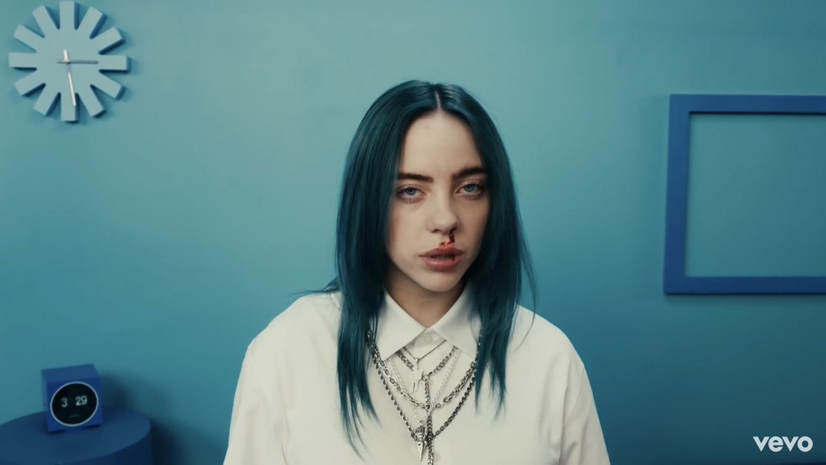 lovenotqs's tweet photo. i miss old billie's mvs🥲🥲
so there is a thread w the MOST iconic billie mvs: https://t.co/T1SXj4sC1G