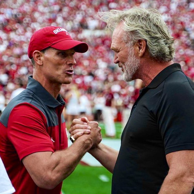 jiminarlington's tweet image. @KREFsports @GotBoz44 📻 @FbStutsman #THEYKNOWWEKNOW #NOWTHEWHOLEWORLDKNOWS