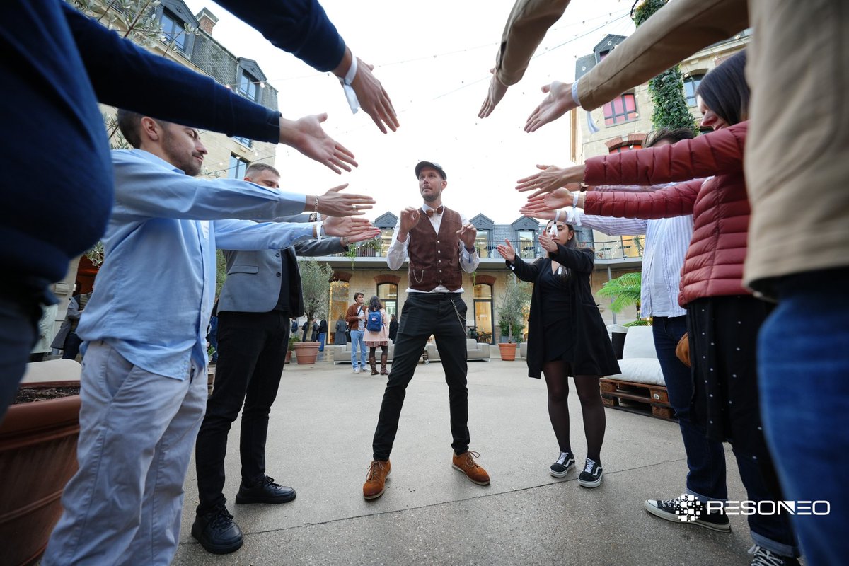 @Hypnetique : Hypnotiseur de spectacle tweet media