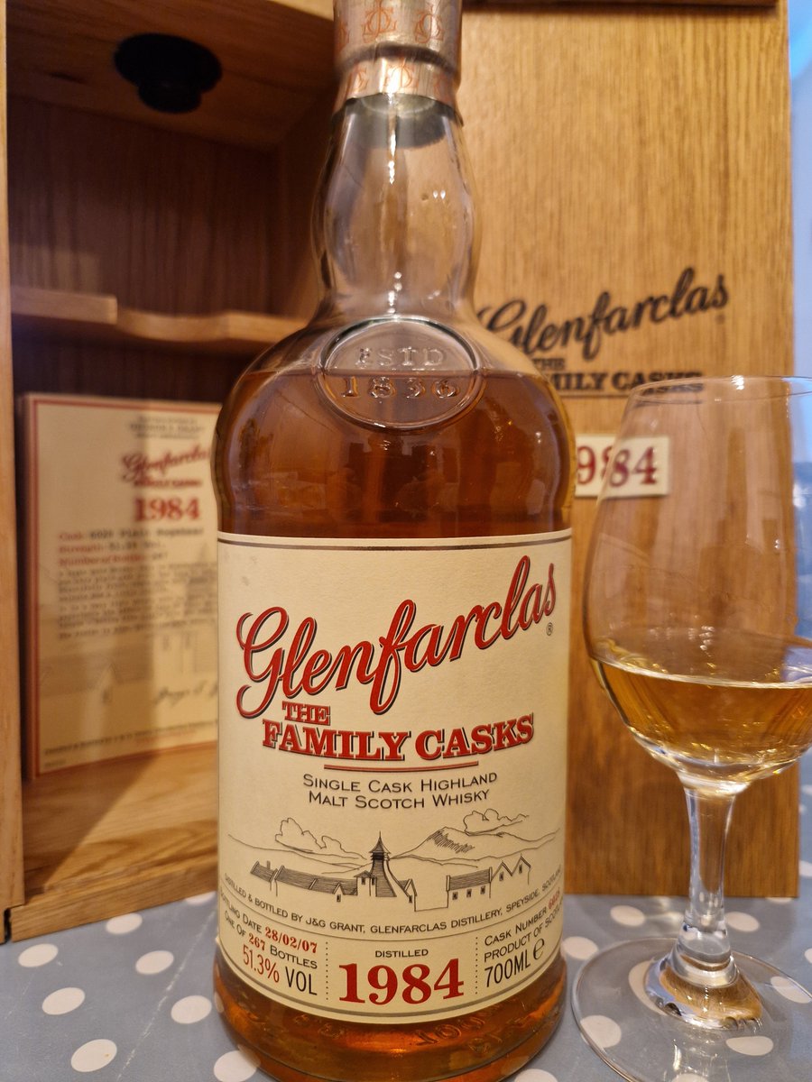 DramblersAnon's tweet photo. Delicious @glenfarclas Celebratory dram. https://t.co/edydtYPv2d