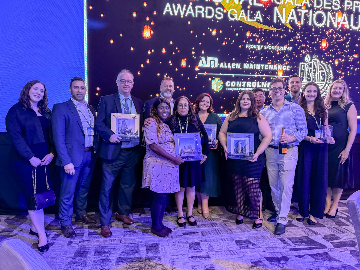 gwlra's tweet photo. A few nights ago, @gwlra received the Commitment Award at @BOMEX Canada 2024 recognizing our participation in the @RickHansenFdn Building without Barriers Challenge. We were able to receive the Rick Hansen Foundation Accessibility Certification for 15 of our buildings! ♿ https://t.co/jH8hOK2bww