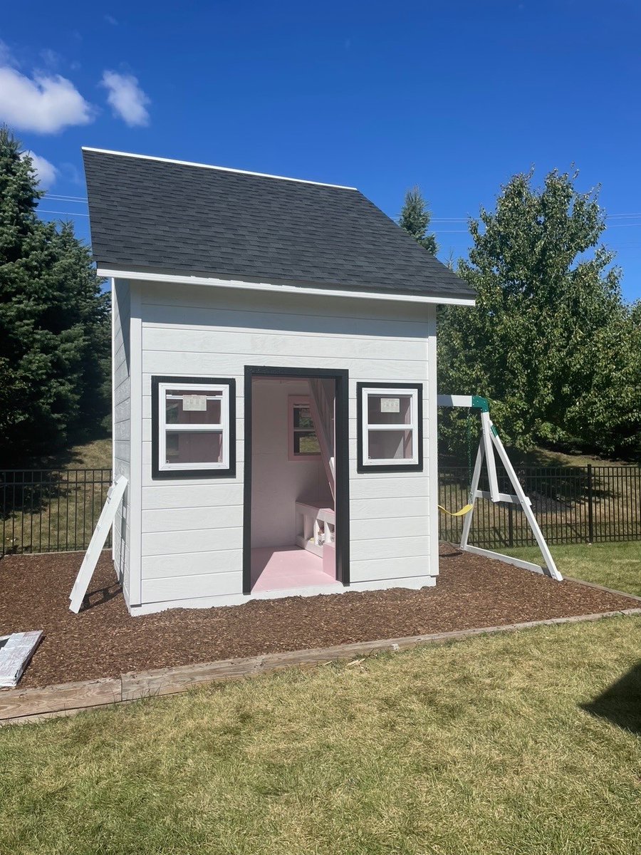 MidAmCarpenters's tweet image. We're so proud of this collaborative effort by members of #Local237, #Local270 and #Local1889 to build a new two-story playhouse in partnership with  for our new friend Tessa. Tessa was diagnosed with Neuroblastoma and her wish was a new playhouse at her home in South Elgin.