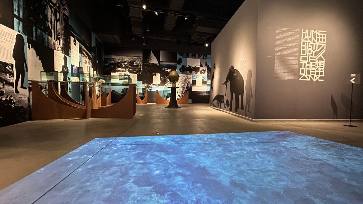 人類の海への挑戦史を、大昔と現代を対比しつつ内外の貴重資料で紹介してきたインターメディアテク特別展『海の人類史　パイオニアたちの100万年』。会期も、残すところ１週間あまりとなりました。まだ御覧になっていない方は、10/6までにぜひ。入場無料。写真可。
intermediatheque.jp/ja/schedule/vi…