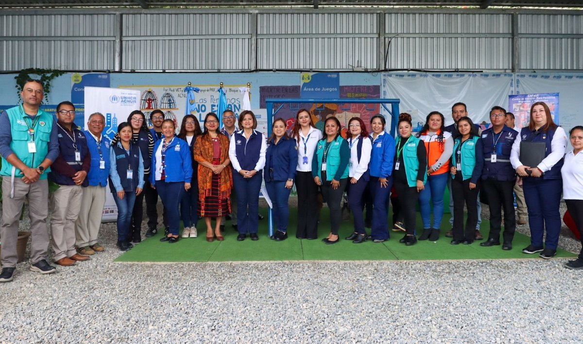 PDHgt's tweet photo. 📍#Huehuetenango
🚐 #PDHMóvil participó en actividad realizada en el Centro de Atención Permanente a Migrantes y Refugiados #CAPMIR, en donde presentaron a la @ViceGuatemala y Gobernadora Departamental, materiales de divulgación.
Más información 👇
https://t.co/lS9zNNDuVb https://t.co/V8yGfdksSR