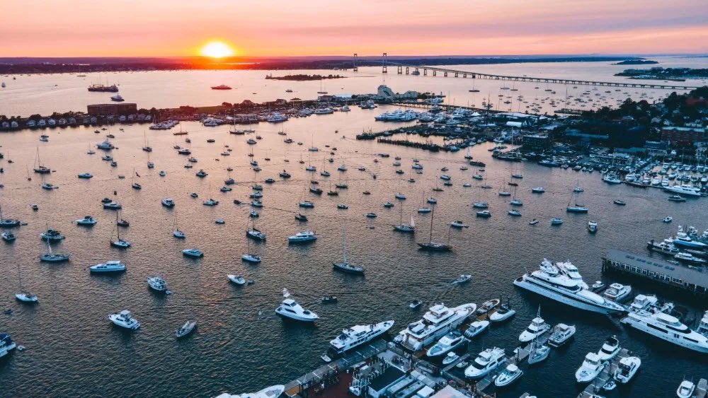 Brad Kelly (@coachbkelly) on Twitter photo Massachusetts and Rhode Island recruits: be sure to connect with me to set up a GameDay Visit with <a href="/Salve_Football/">Salve Regina Football</a>
▪️#1 Most Beautiful Campus in #d3fb
▪️#1 Best College City in #d3fb
▪️23-8 over the past 3 seasons Massachusetts and Rhode Island recruits: be sure to connect with me to set up a GameDay Visit with <a href="/Salve_Football/">Salve Regina Football</a>
▪️#1 Most Beautiful Campus in #d3fb
▪️#1 Best College City in #d3fb
▪️23-8 over the past 3 seasons