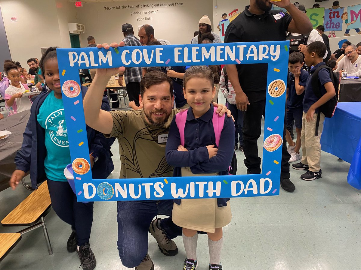 Palm Cove Elementary tweet media