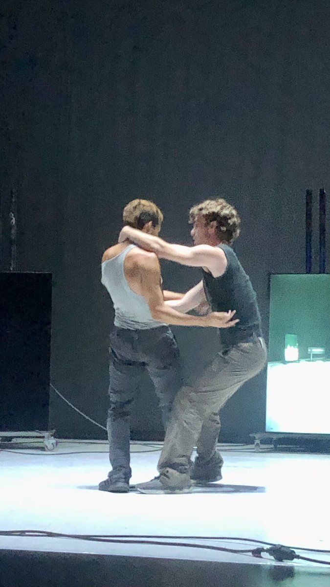 Disfrutando de una increíble actuación de danza contemporánea en la sala de cultura de #Ribaforada. "ACABARNOS2024" de Aimar Odriozola y David Eusse nos envuelve en el movimiento y la emoción. ¡Imperdible! #DNA2024 #DanzaContemporánea #CulturaNavarra 
<a href="/ribaforada/">Ayto. Ribaforada</a>