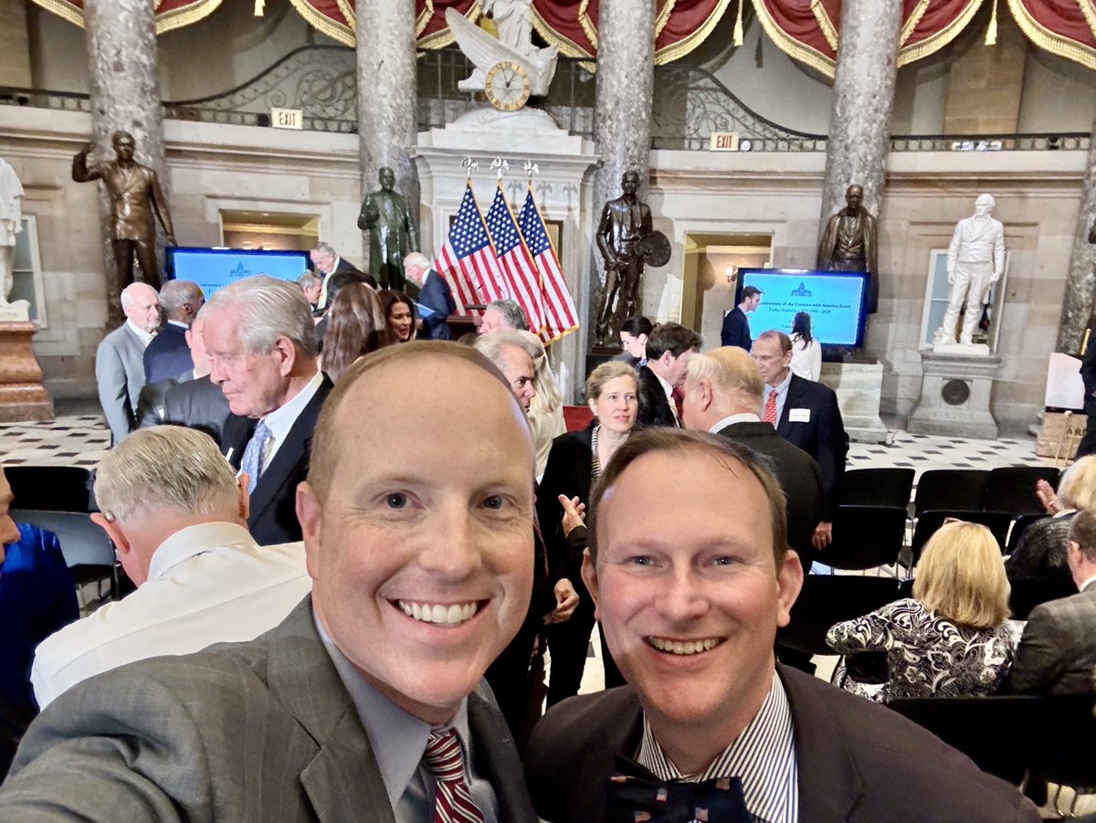 VanceGinn's tweet photo. A celebration of the 30th anniversary of the #ContractWithAmerica at the U.S. Capitol!
We need more fiscal responsibility in DC.
@club4growth @CFGfoundation @newtgingrich @HouseGOP #Capitol @allenmendenhall @brianeharrison https://t.co/h7AEeSZKkn
