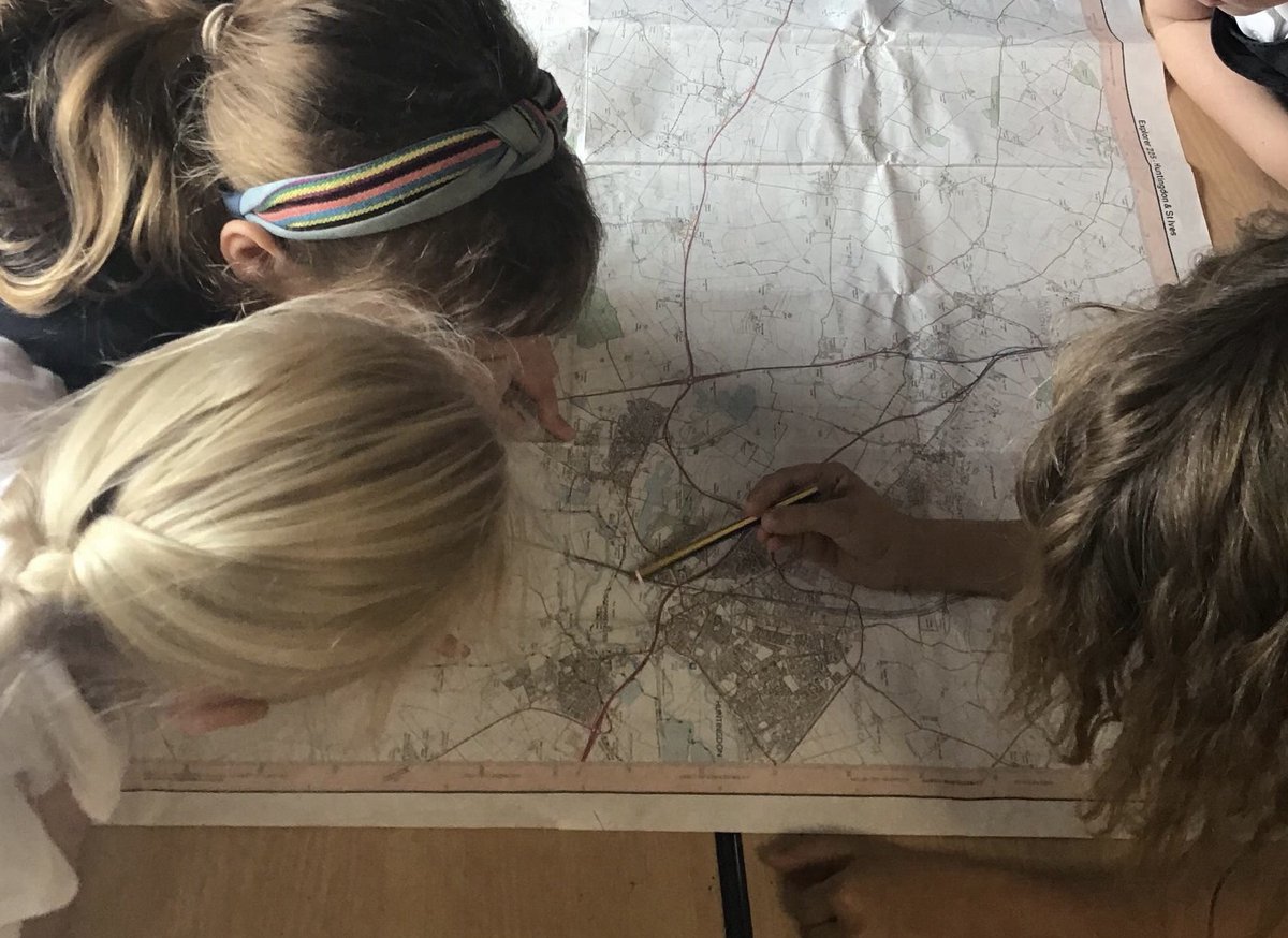 GCA_learning's tweet photo. Map skills using maps of our local area have been the focus for Year 4 this week in their geography sessions. #gcageo #gcacommunity https://t.co/exU2RSK5m7