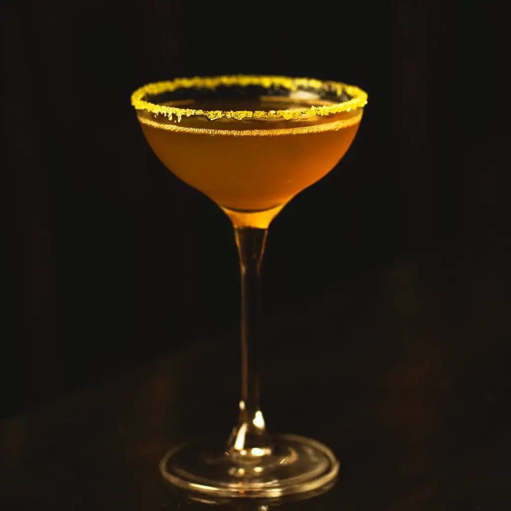 StraitandNarro's tweet photo. •Someone Stole My Sidecar•

@CourvoisierUK 
Yuzu Curaçao 
Demerara 
Lemon Sherbet

🍋🍸 

#GTAMenu #ItsAStraitandNarrowThing #newcocktailmenu #independentbars #GBPA @50Cocktailbars https://t.co/LiGZEp12cd