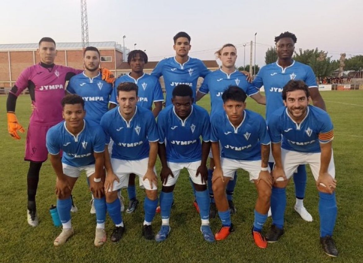 PereJR2's tweet photo. ⚽️🗣️@capsigranykst “L’objectiu és la permanència, però crec que l’equip pot acabar la temporada entre els 8 primers”

🏟️🔵 Les VALORACIONS de Marc Prat, jugador del @CAtCastellsera, que diumenge passat va guanyar en la primera jornada del grup 5 de Segona Catalana a Cervera (0-1) https://t.co/EGJkFXgU9j