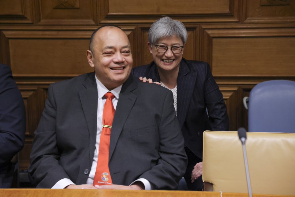 SenatorWong's tweet image. Pacific voices are at the forefront of global advocacy on climate change.

I joined @ForumSEC members for a discussion with @antonioguterres about the urgent global action needed to address the climate crisis, climate resilience, regional security and economic development.
