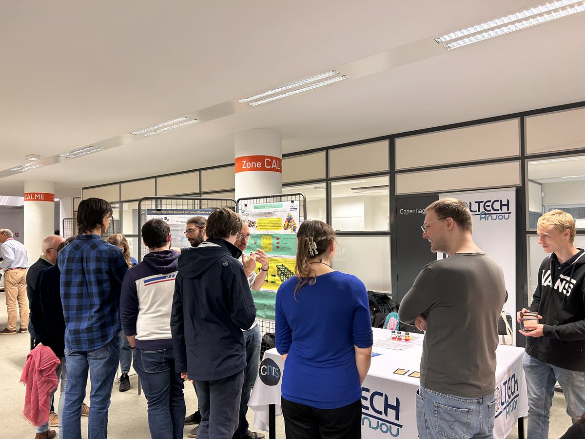 François Pantin (@francoispantin) on Twitter photo Très belle #NuitChercheurs à la #BU de l’<a href="/UnivAngers/">Université d'Angers</a> avec notamment les enseignants-chercheurs de l’<a href="/IAEAngers/">IAE Angers</a> et du #GRANEM présentant leurs travaux sous format ludique
<a href="/IAEFRANCE/">IAE FRANCE</a> #Recherche Très belle #NuitChercheurs à la #BU de l’<a href="/UnivAngers/">Université d'Angers</a> avec notamment les enseignants-chercheurs de l’<a href="/IAEAngers/">IAE Angers</a> et du #GRANEM présentant leurs travaux sous format ludique
<a href="/IAEFRANCE/">IAE FRANCE</a> #Recherche