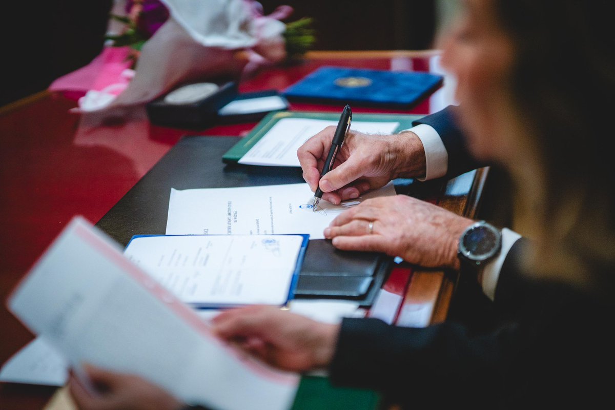 J’ai uni cet après-midi Antoine et Yijun, deux Niçois amoureux de notre cité qui, après avoir scellé leur union en Chine, ont choisi de renouveler leurs vœux à #Nice06. Belle vie aux jeunes mariés !