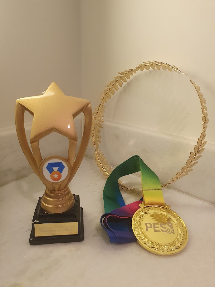 Beautiful moment... Recognition at Google Brazil office!! Specially dedicated to my wife and our baby✨ who we await with much love!! ❤️

<a href="/GooglePEProgram/">Google's Product Experts Program</a> recognized my contributions in teaching &amp; helping users with #Google products

#pes2024 #googleproductexpert #PESummit24