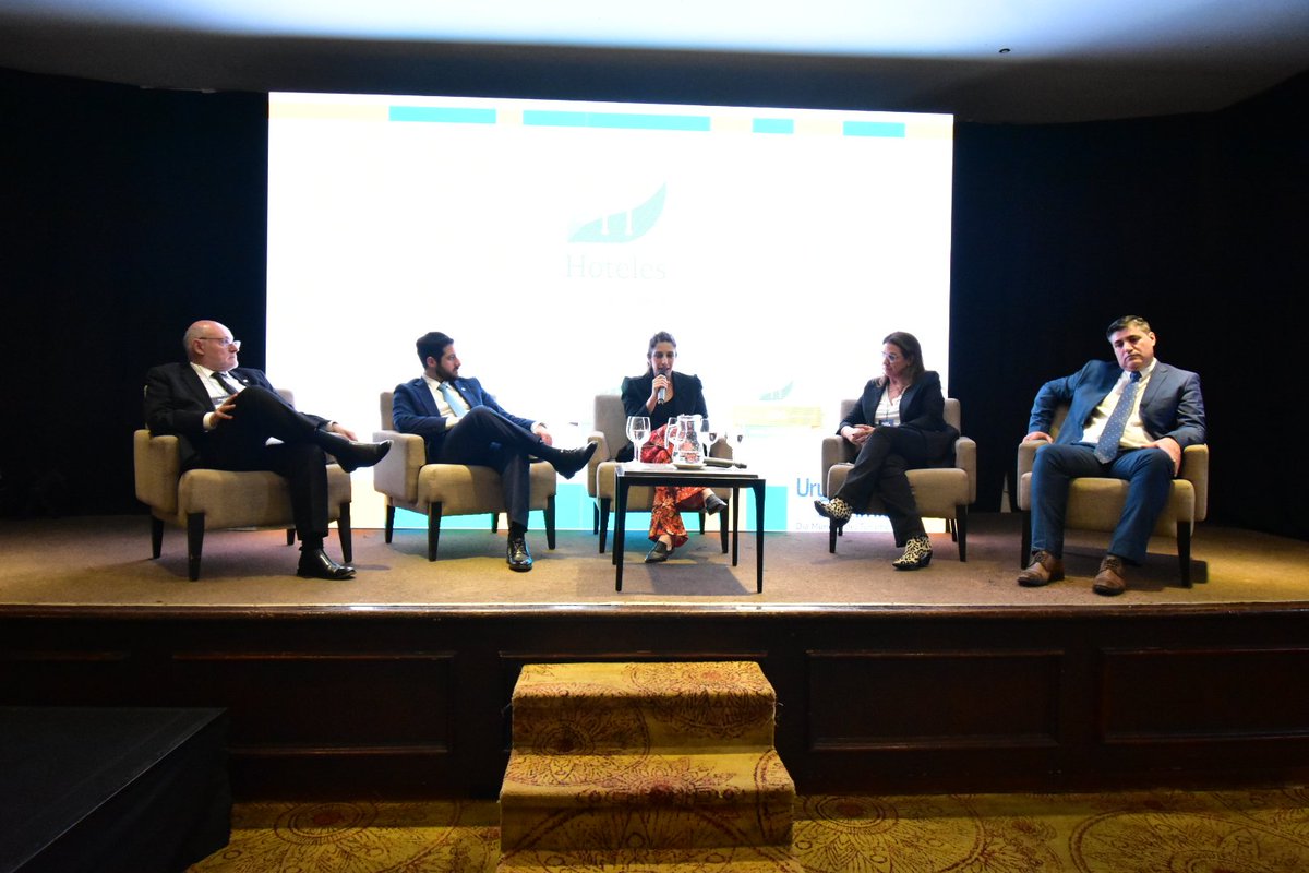 CamturUruguay's tweet photo. El panel sobre Sostenibilidad en Alojamientos, moderado por Juan Martínez, también generó un gran intercambio de ideas entre actores clave del sector.

¿Querés ver las presentaciones?

Ingresá al link 👉 https://t.co/zaFgkEDhXO https://t.co/3MVapPGGUj