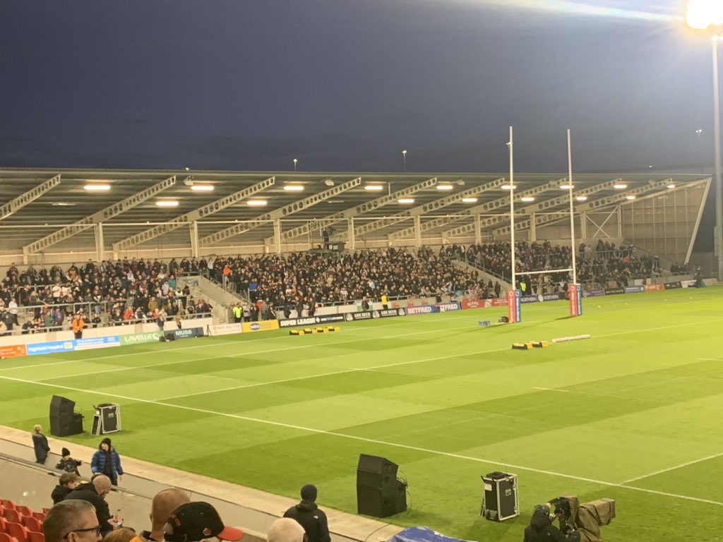 Busy in the Leigh end