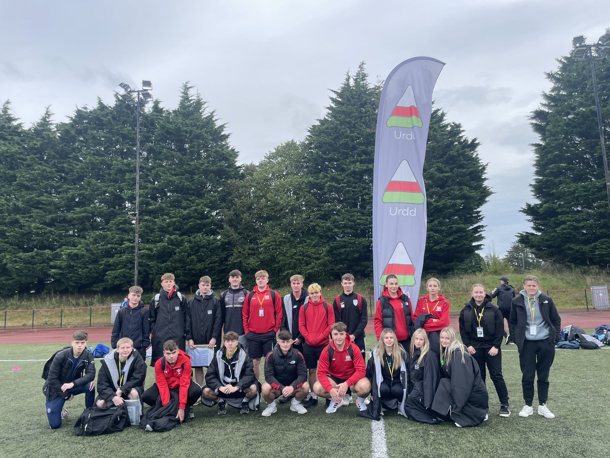 A good week of sport for <a href="/coleggwent/">Coleg Gwent</a> BGLZ , the boys rugby winning at Monmouth, the football boys winning at Crosskeys and girls joining forces with TLZ playing at Cymoedd, today our Btec year 1&amp;2 learners officiated at the <a href="/chwaraeonyrurdd/">Chwaraeon yr Urdd</a> Gwent primary schools football festival