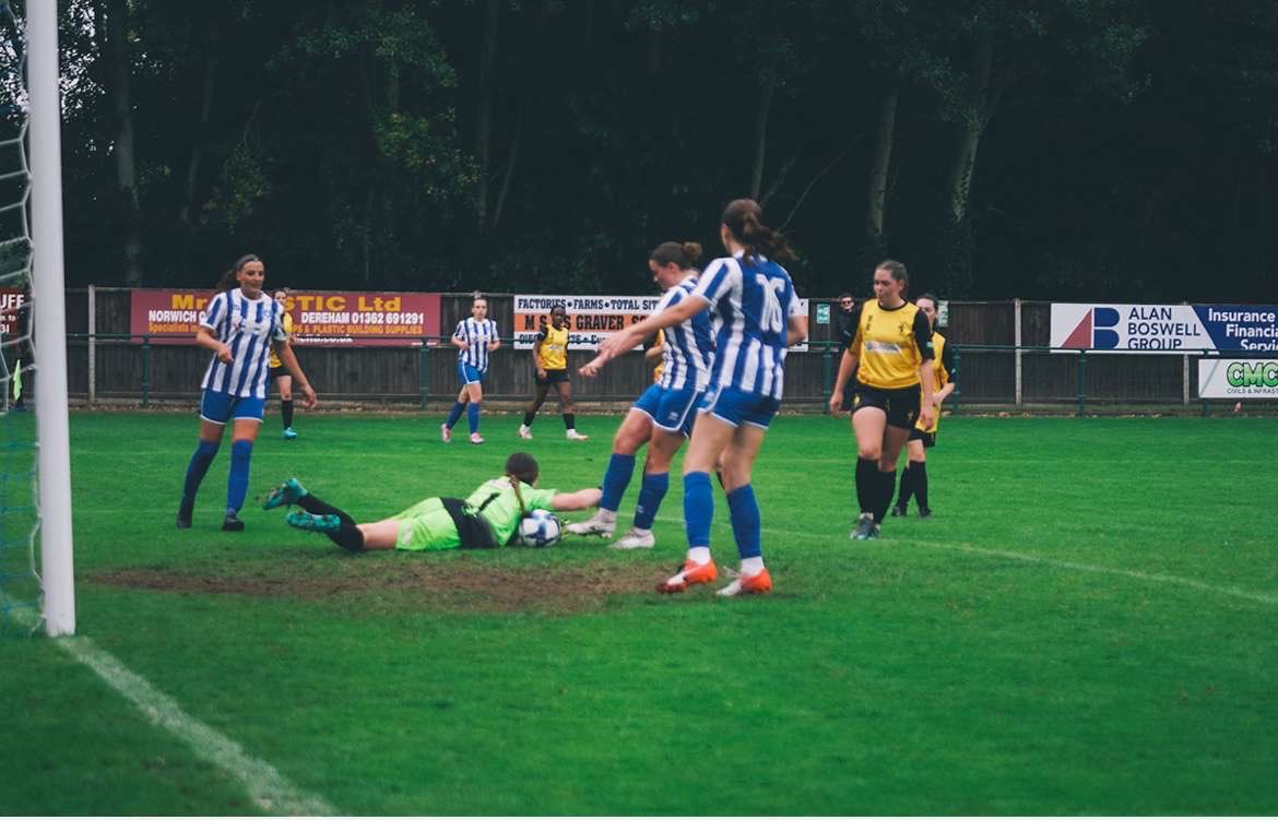 Fakenham Town Ladies tweet media