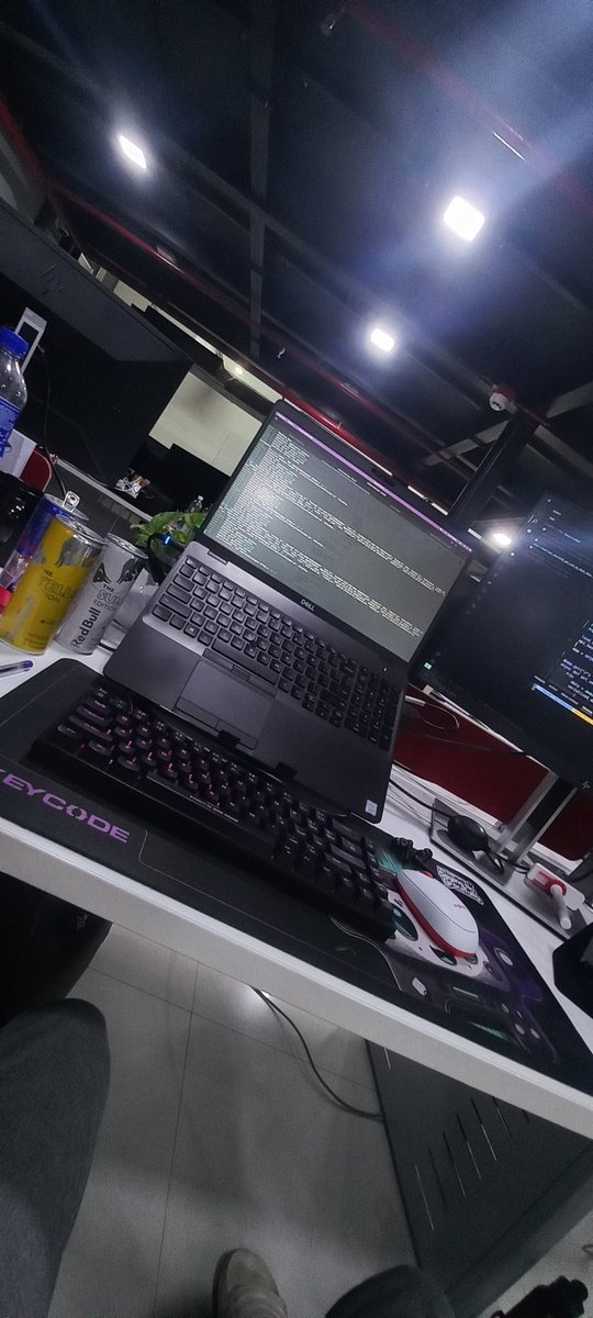 reenphygeorge's tweet image. Hackathon Midnight with spotify server down 🫠 #keycode