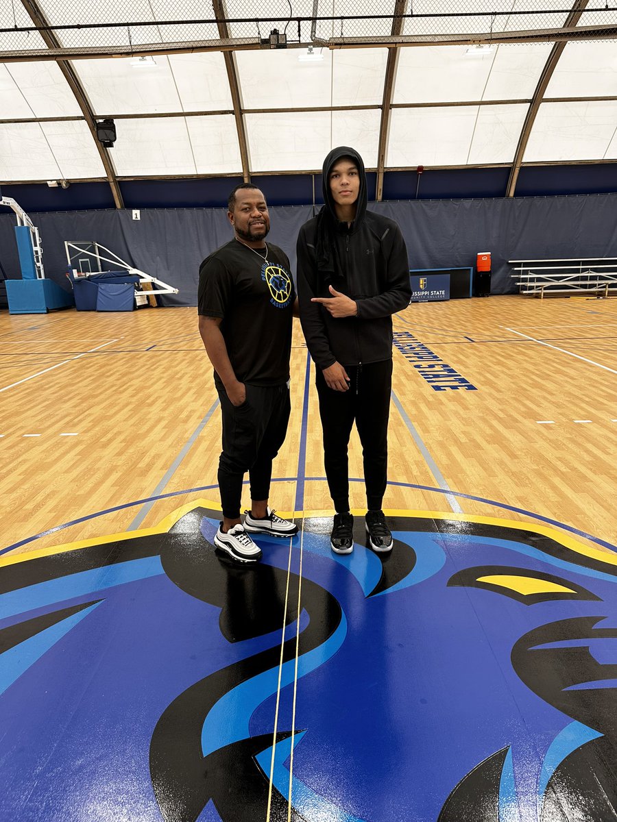 Caiden Bauldwin (@caiden_b28) on Twitter photo Had a great visit at @ Pellissippi today, With <a href="/DJonesGD1/">D. jOnEs</a> thanks for the opportunity.
<a href="/PrepHoopsTN/">Prep Hoops Tennessee</a>
<a href="/BradleyCentral/">Bradley Central H.S.</a>
<a href="/AndrewForce8/">Andrew Force</a>
<a href="/PSCCPanthers/">Pellissippi State Athletics</a>
<a href="/PSCCMBB/">Pellissippi State Men's Basketball</a> Had a great visit at @ Pellissippi today, With <a href="/DJonesGD1/">D. jOnEs</a> thanks for the opportunity.
<a href="/PrepHoopsTN/">Prep Hoops Tennessee</a>
<a href="/BradleyCentral/">Bradley Central H.S.</a>
<a href="/AndrewForce8/">Andrew Force</a>
<a href="/PSCCPanthers/">Pellissippi State Athletics</a>
<a href="/PSCCMBB/">Pellissippi State Men's Basketball</a>