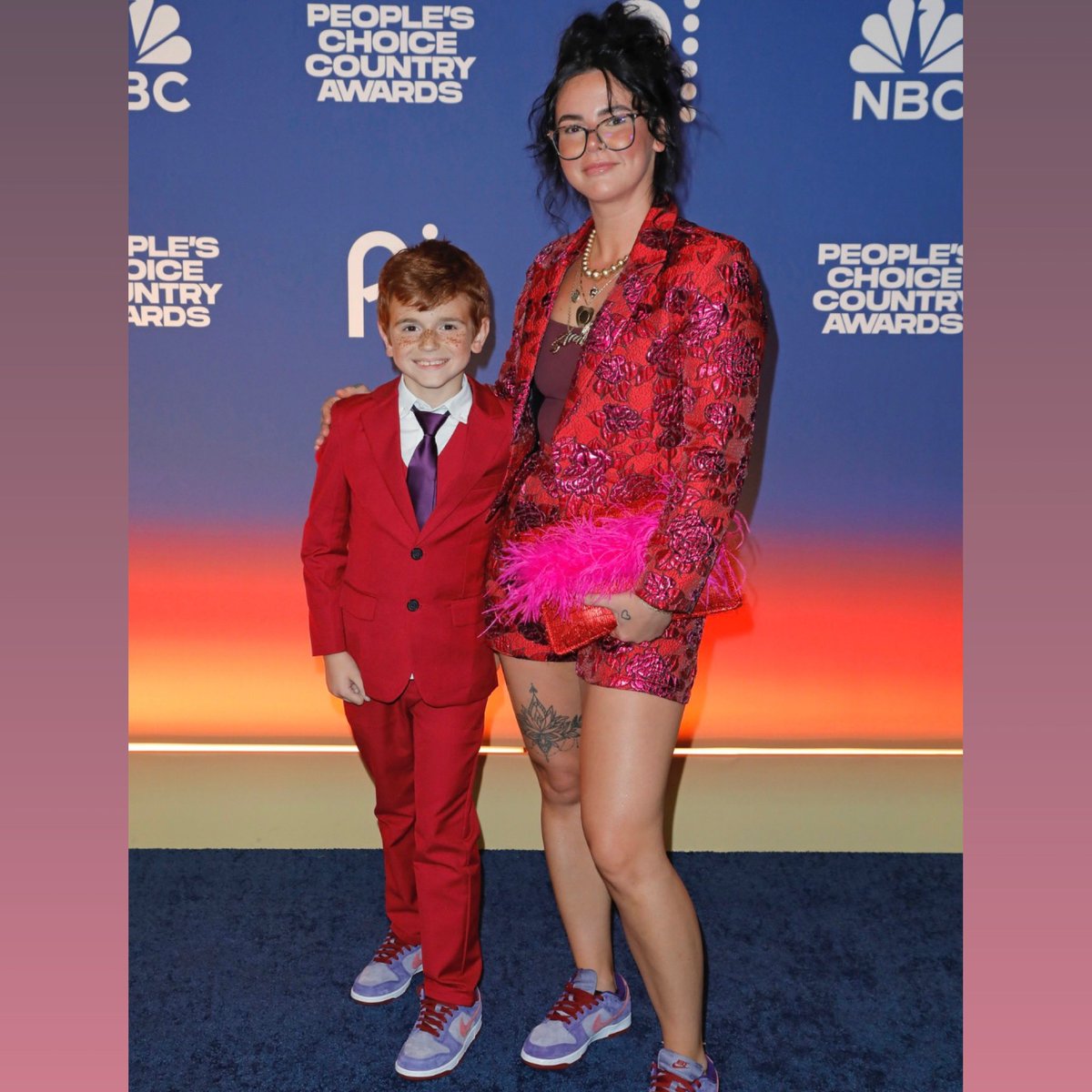 Thank you to People’s Choice Country Awards for inviting ICON PR’s powerhouse performer Caitlynne Curtis and her son to the awards last night! 💖