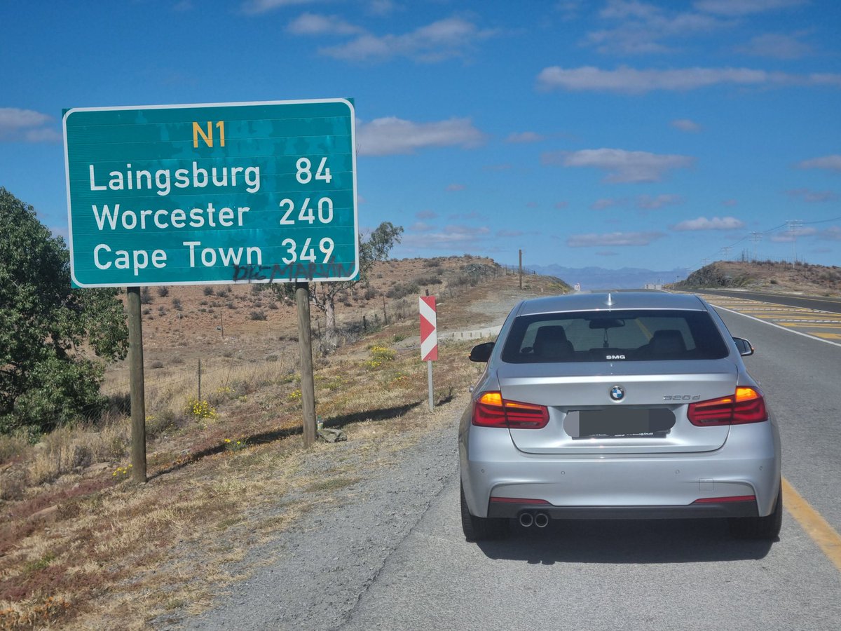 BeatHoodlums's tweet photo. 🚗💨 Polokwane to Cape Town 📌
⛽️ 🤷🏾‍♂️ Only 2 tanks required! https://t.co/LmMi173hJH