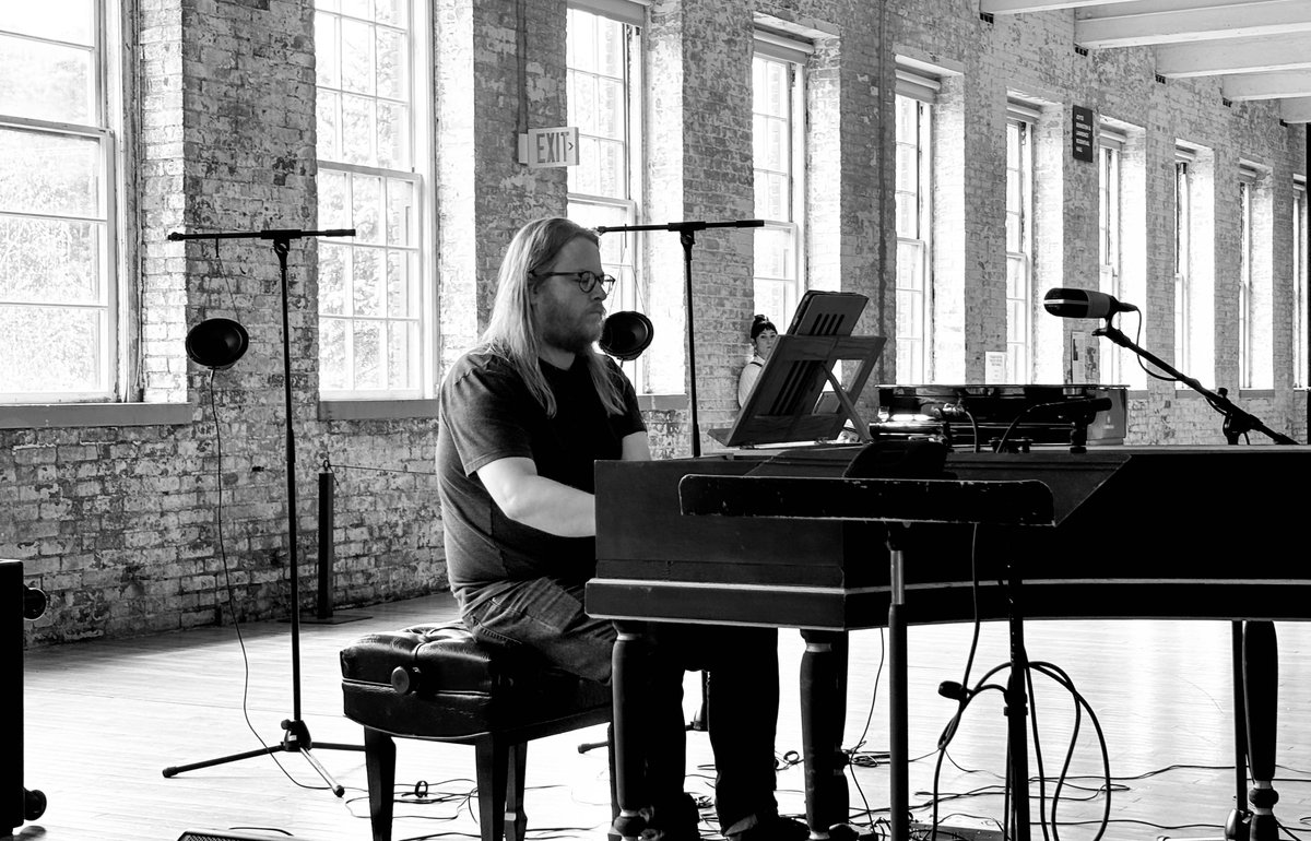 Beacon/Newburgh: Karl Larson is playing my harpsichord + 1-bit piece Dual Synthesis at Franz Landspersky's studio opening on Saturday at ADS Warehouse (105 Ann Street), around 6pm.