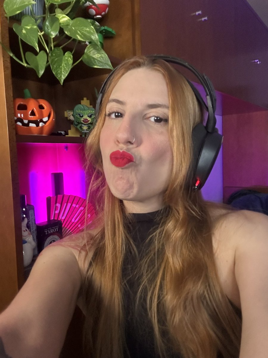 Estamos live! Twitch.tv/crisyrivera