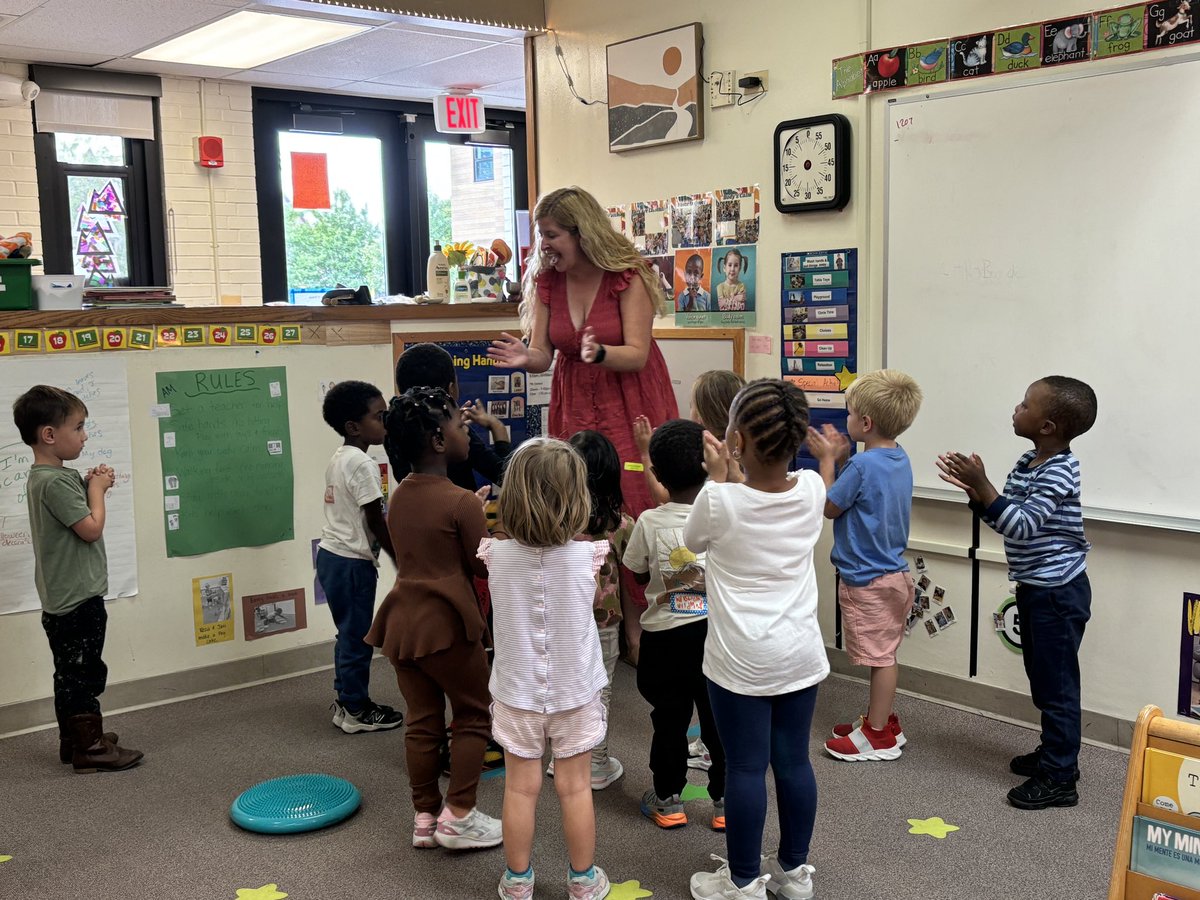 Ms Jenny, OP Librarian visits PKP! #readingisfun #pkp #longfellowbears #myd97 #oppl