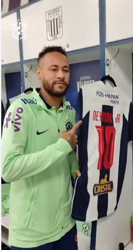 Renzo71300708's tweet photo. @OoCLibertadores La maldición de alianza lima no es un juego :
#Peligro
#NoTocar
Neymar https://t.co/pJ7TqRqgOG